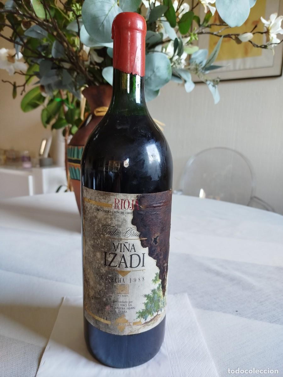 Sammlung von Weinen und Lik&ouml;ren: Vi&ntilde;a Izadi Magnum Crianza 1988