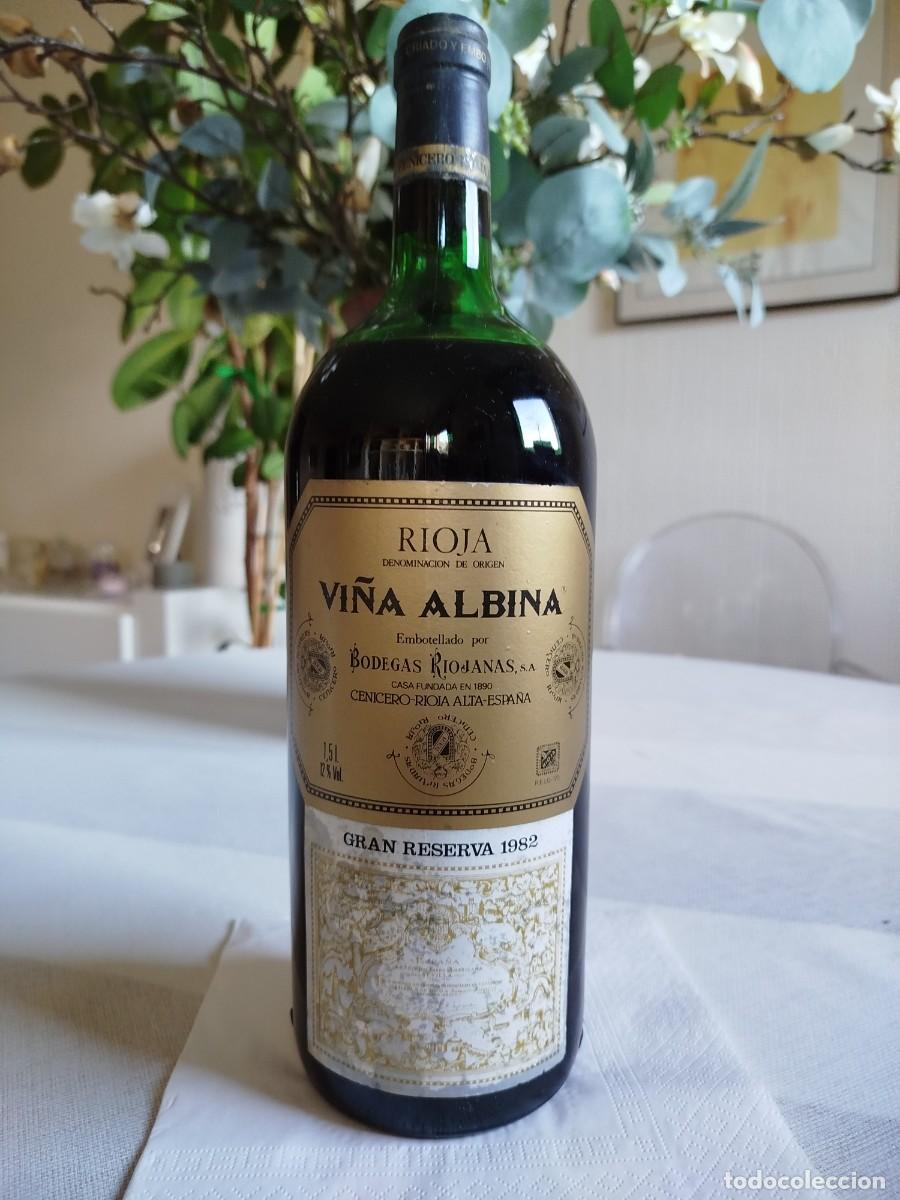 Collection of wines and liquors: Vi&ntilde;a Albina Magnum Gran Reserva 1982