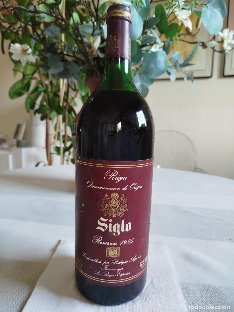 Collection of wines and liquors: Siglo Magnum Reserva 1985
