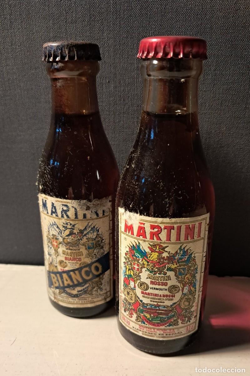 Collection of wines and liquors: DOS BOTELLINES ANTIGUOS MARTINI