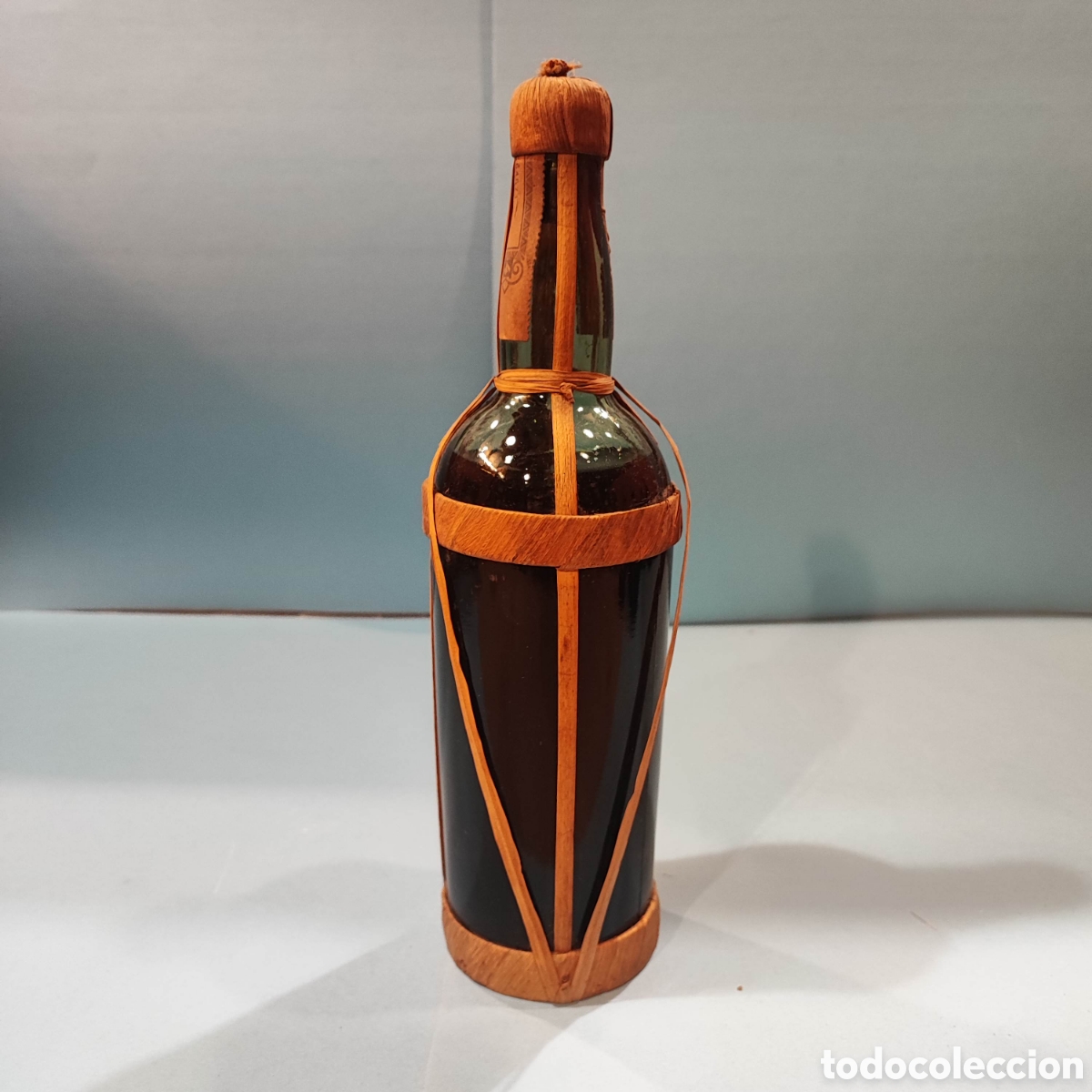 Coleccionismo de vinos y licores: Botella de ron Rhumprat - Foto 2