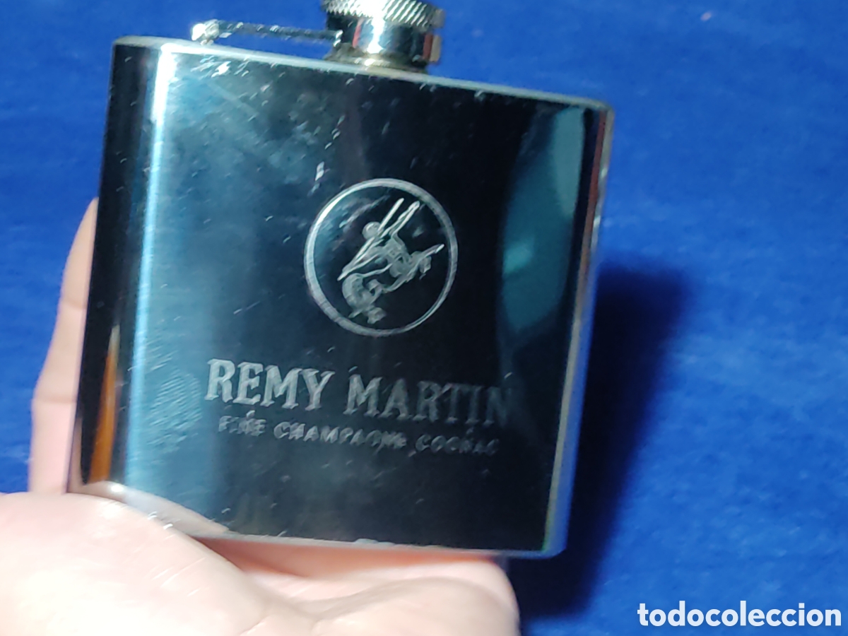 Coleccionismo de vinos y licores: Petaca Remy Mart&iacute;n & Fine champagne Cog&ntilde;ac,acero inox - 5.Oz.Nueva.