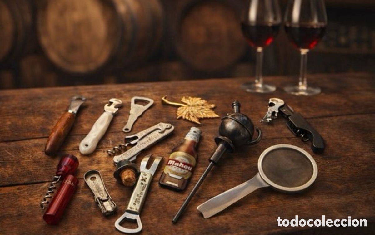 Coleccionismo de vinos y licores: Gran Lote sacacorchos, abrebotellas y aireador