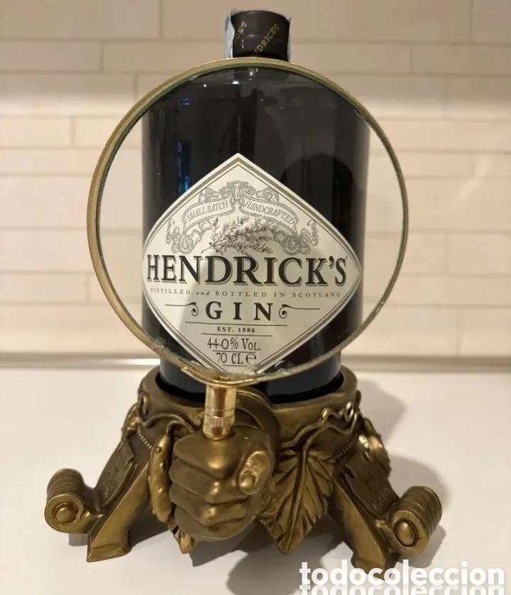 Coleccionismo de vinos y licores: Expositor lupa gin hendrick's