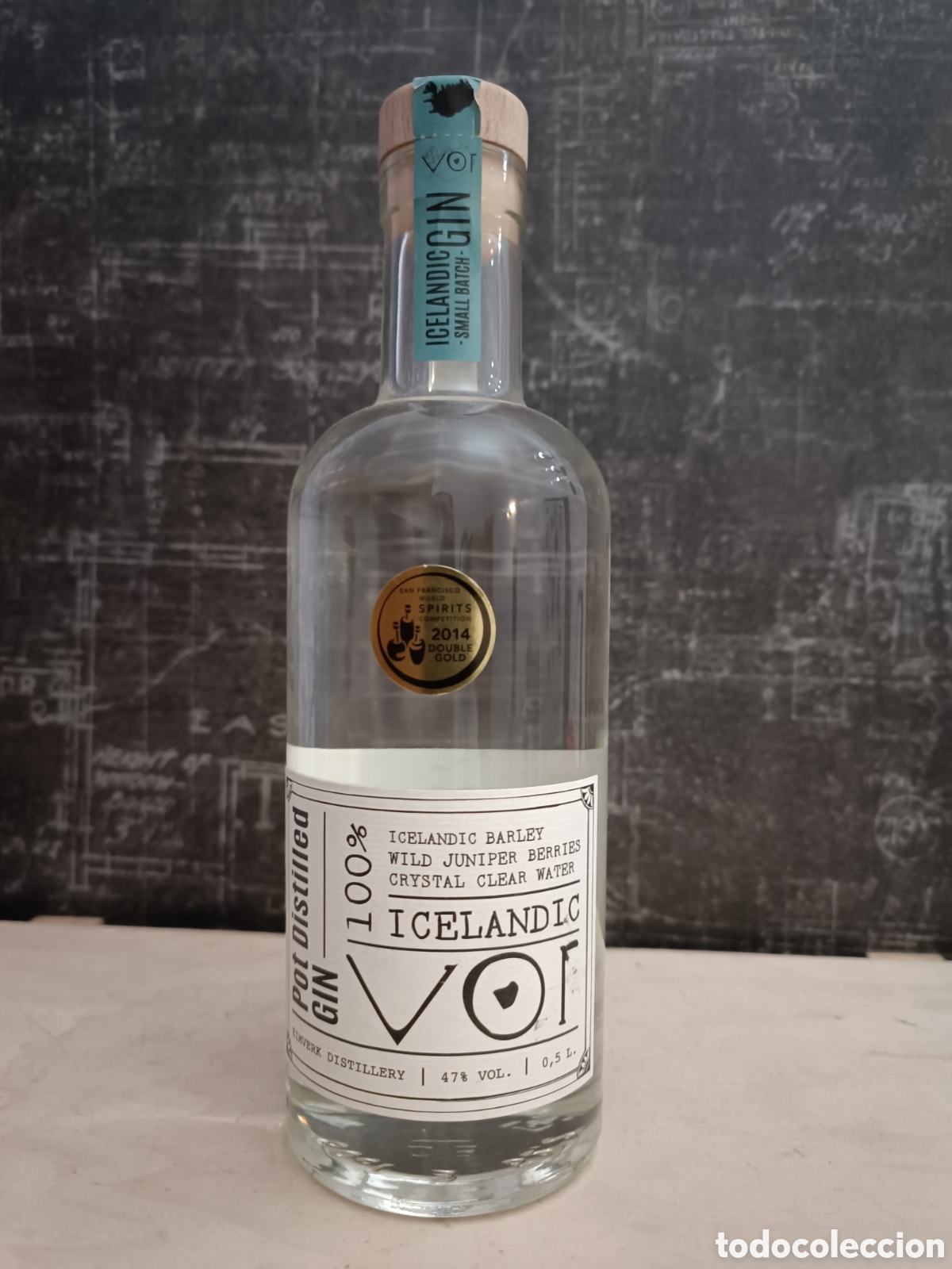 Coleccionismo de vinos y licores: BOTELLA DE GINEBRA ARTESANAL ISLANDESA &rdquo;VOR&rdquo; 2017, BOTELLA NUMERADA.