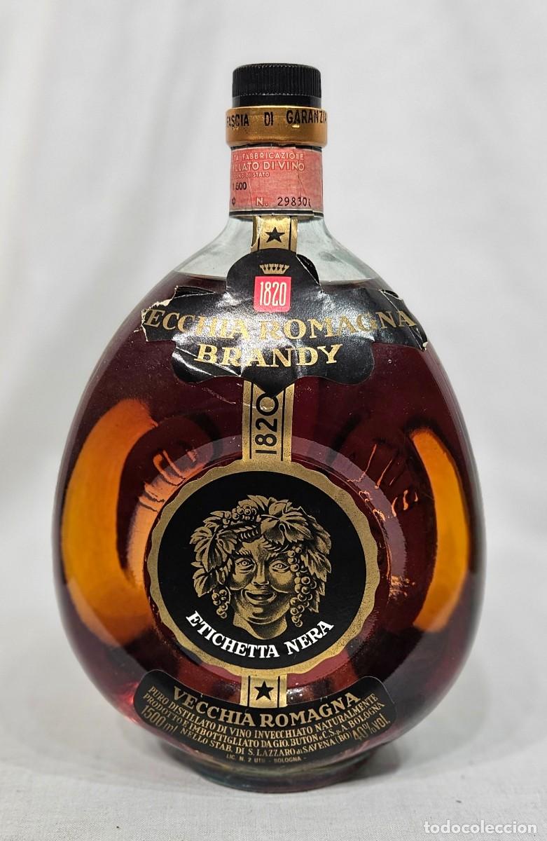 Coleccionismo de vinos y licores: Brandy Magnum 1,5 litri Vecchia Romagna anni 80 - Foto 1