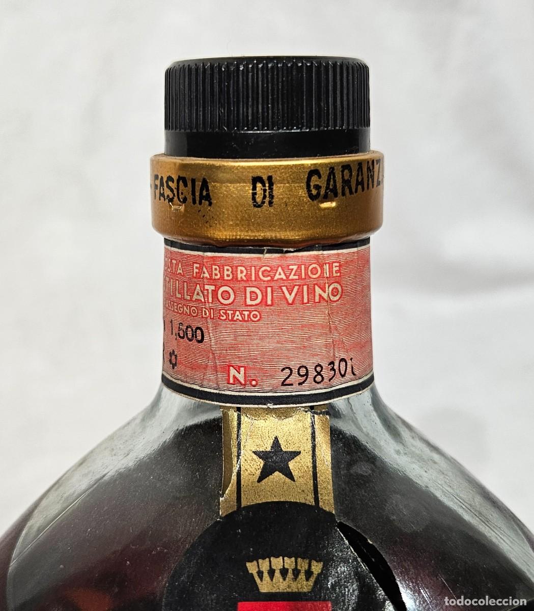 Coleccionismo de vinos y licores: Brandy Magnum 1,5 litri Vecchia Romagna anni 80 - Foto 4