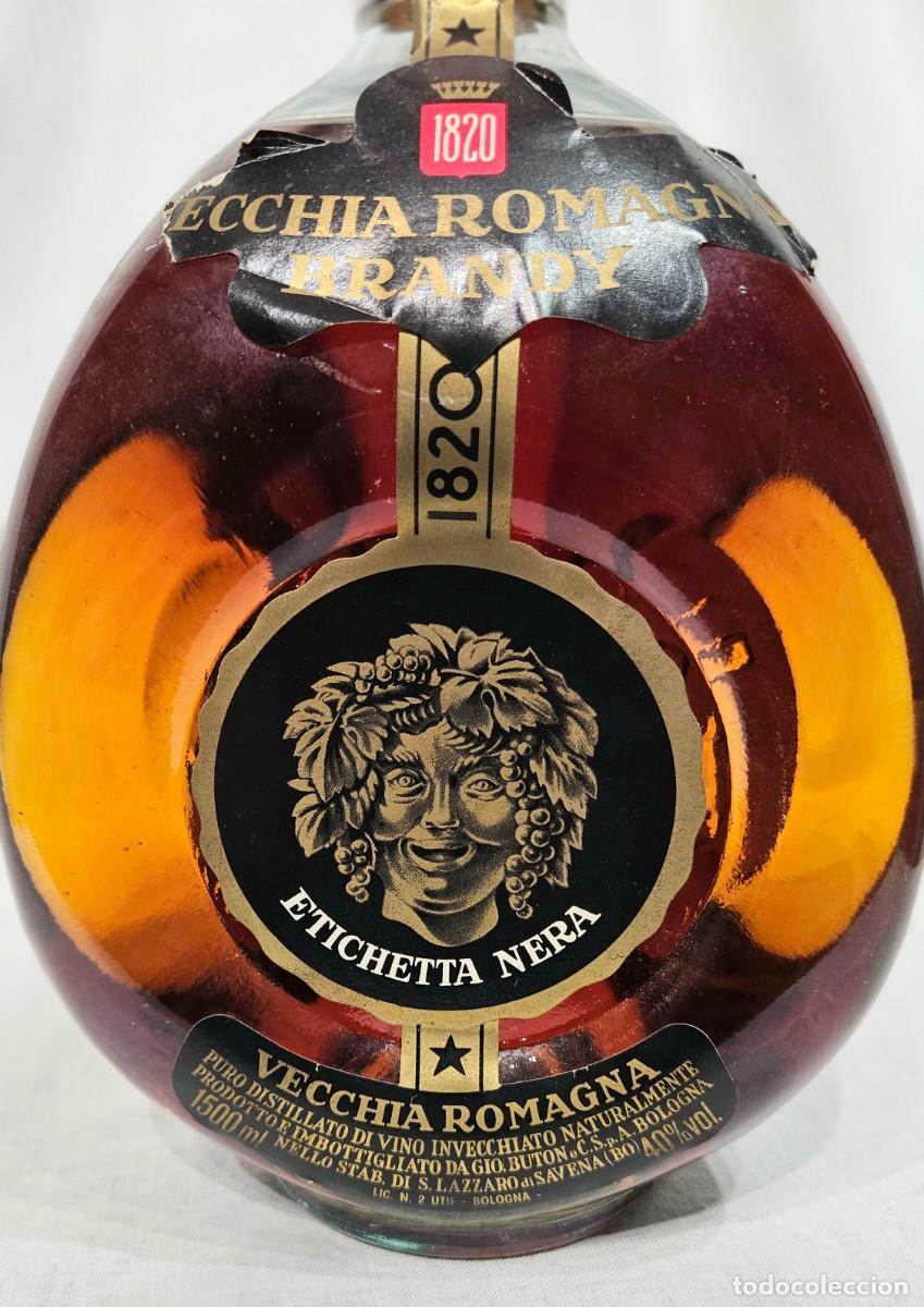 Coleccionismo de vinos y licores: Brandy Magnum 1,5 litri Vecchia Romagna anni 80 - Foto 9