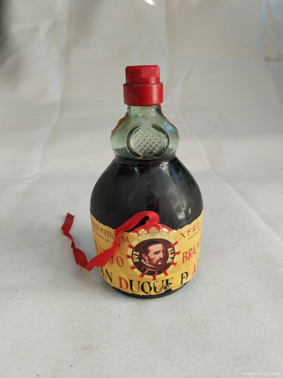 Collection of wines and liquors: viejo brandy reserva gran duque d'alba xerez 75cl