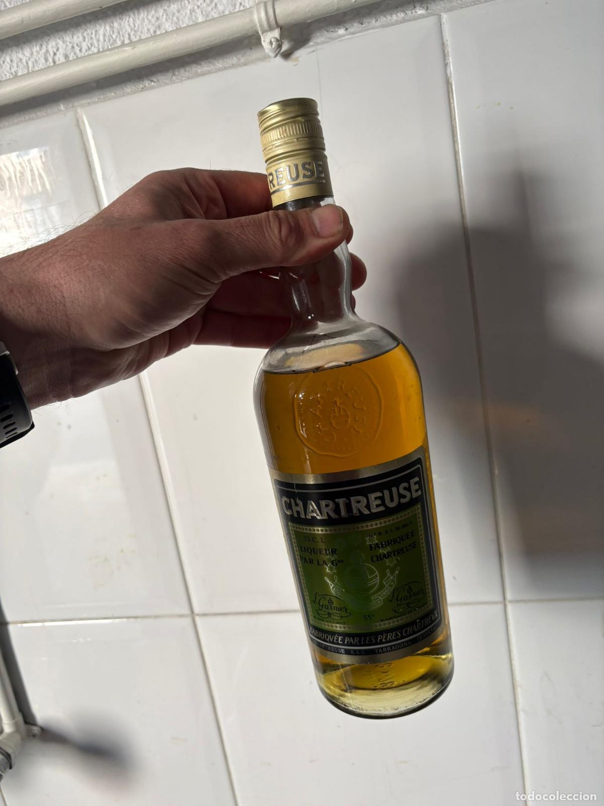 Coleccionismo de vinos y licores: Chartreuse Tarragona 31 cm 0&rsquo;75 l Nunca abierta