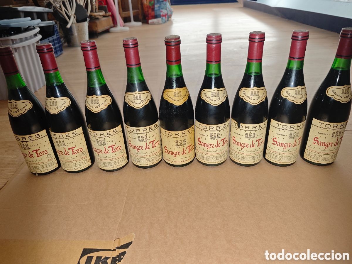 Coleccionismo de vinos y licores: Lote 9 botellas antiguas Torres Sangre de Toro &ndash; vino cl&aacute;sico espa&ntilde;ol a&ntilde;os 70/80 &ndash; colecci&oacute;n