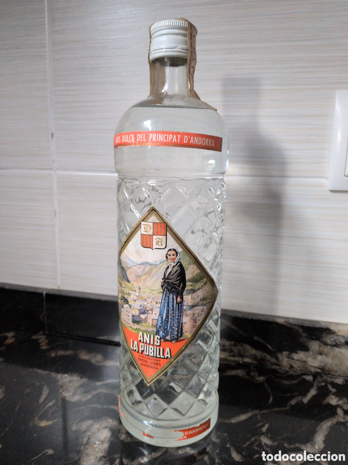 Coleccionismo de vinos y licores: Botella de An&iacute;s La Pubilla - Foto 1