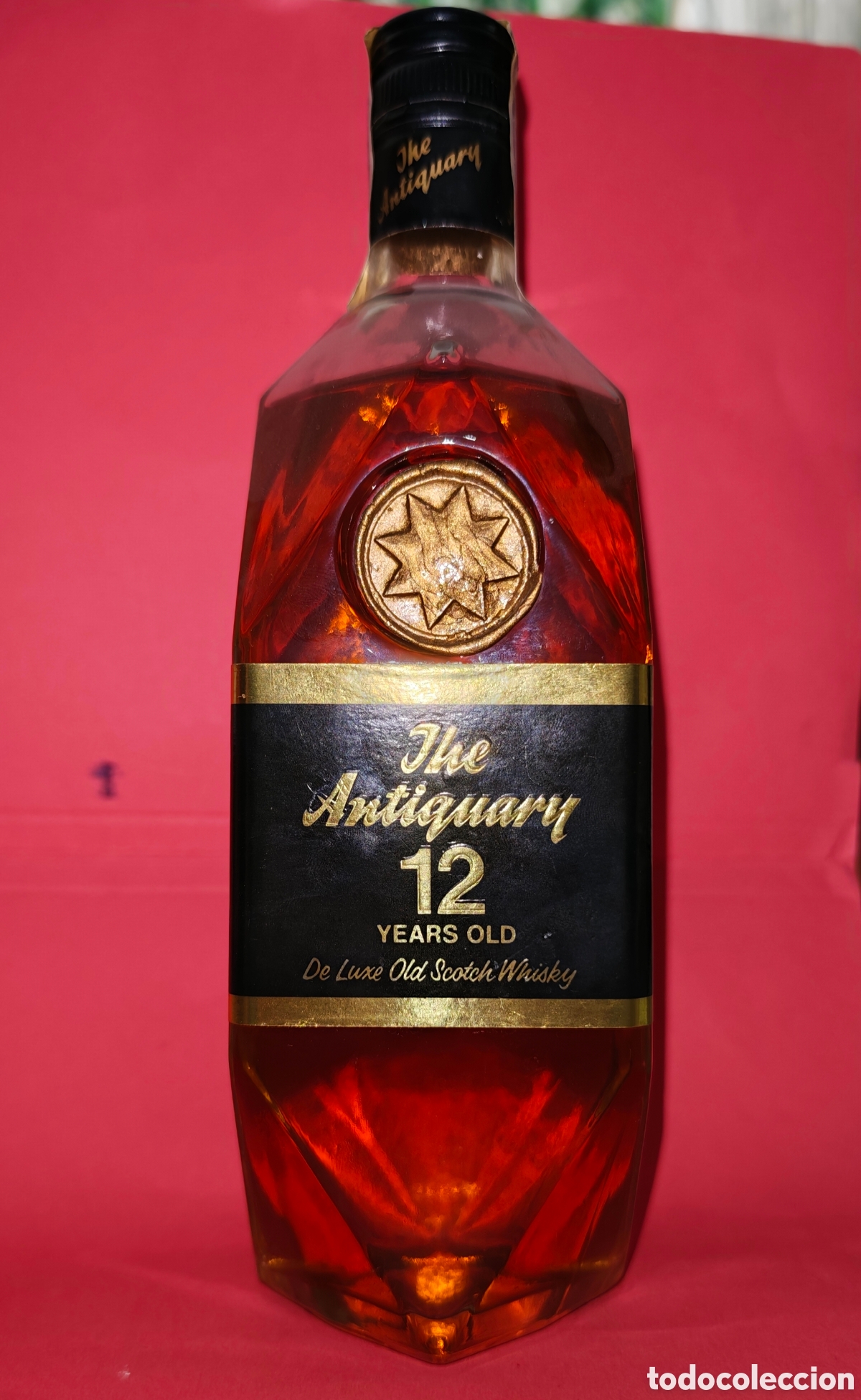 Coleccionismo de vinos y licores: Whisky The Antiquary 12 a&ntilde;os Edici&oacute;n De Luxe - A&ntilde;os 70/80 precinto 8 pesetas