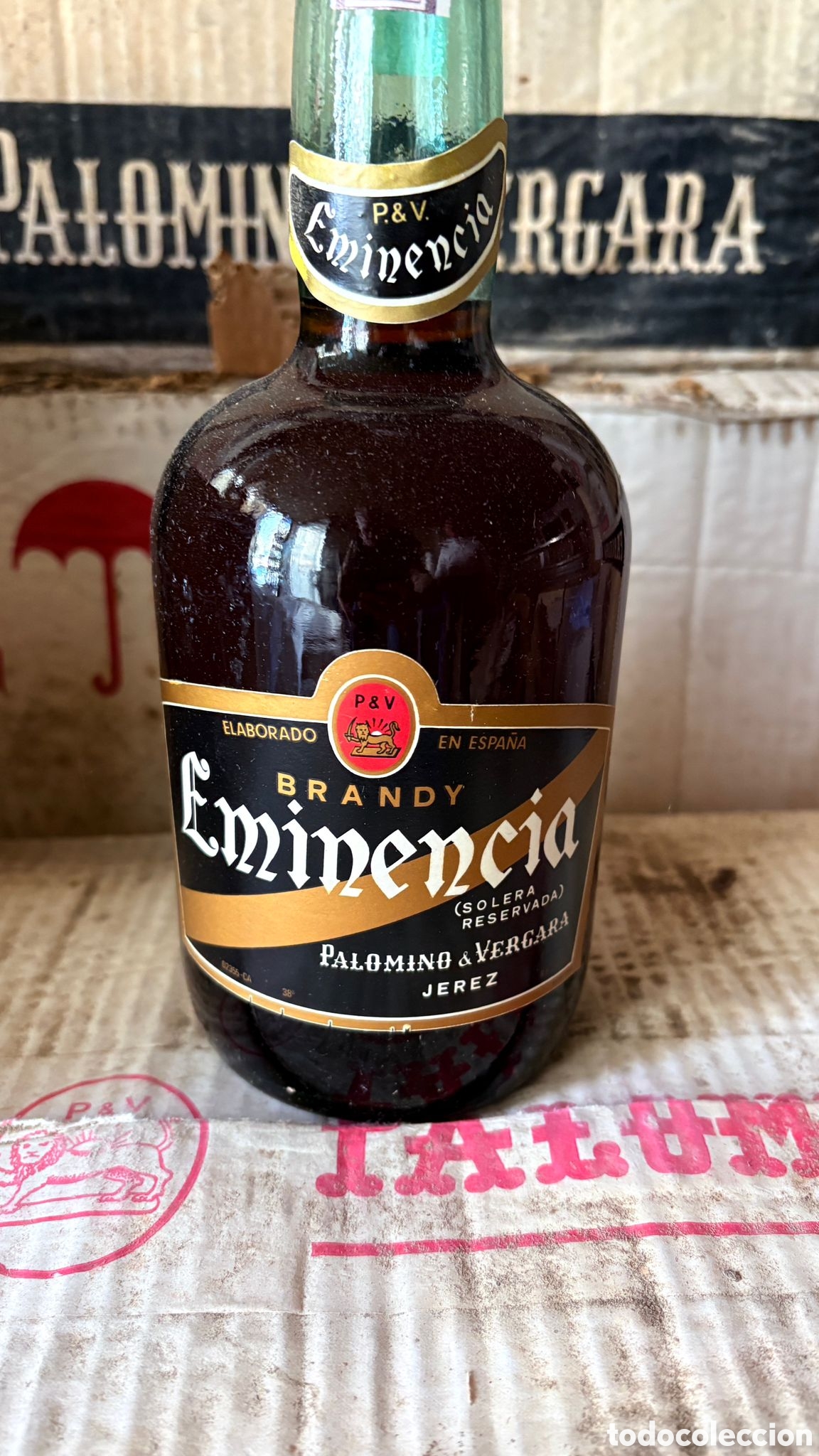 Coleccionismo de vinos y licores: Brandy EminenciaAntiguo Brandy Eminencia - Solera Reservada - Palomino & Vergara (Jerez)