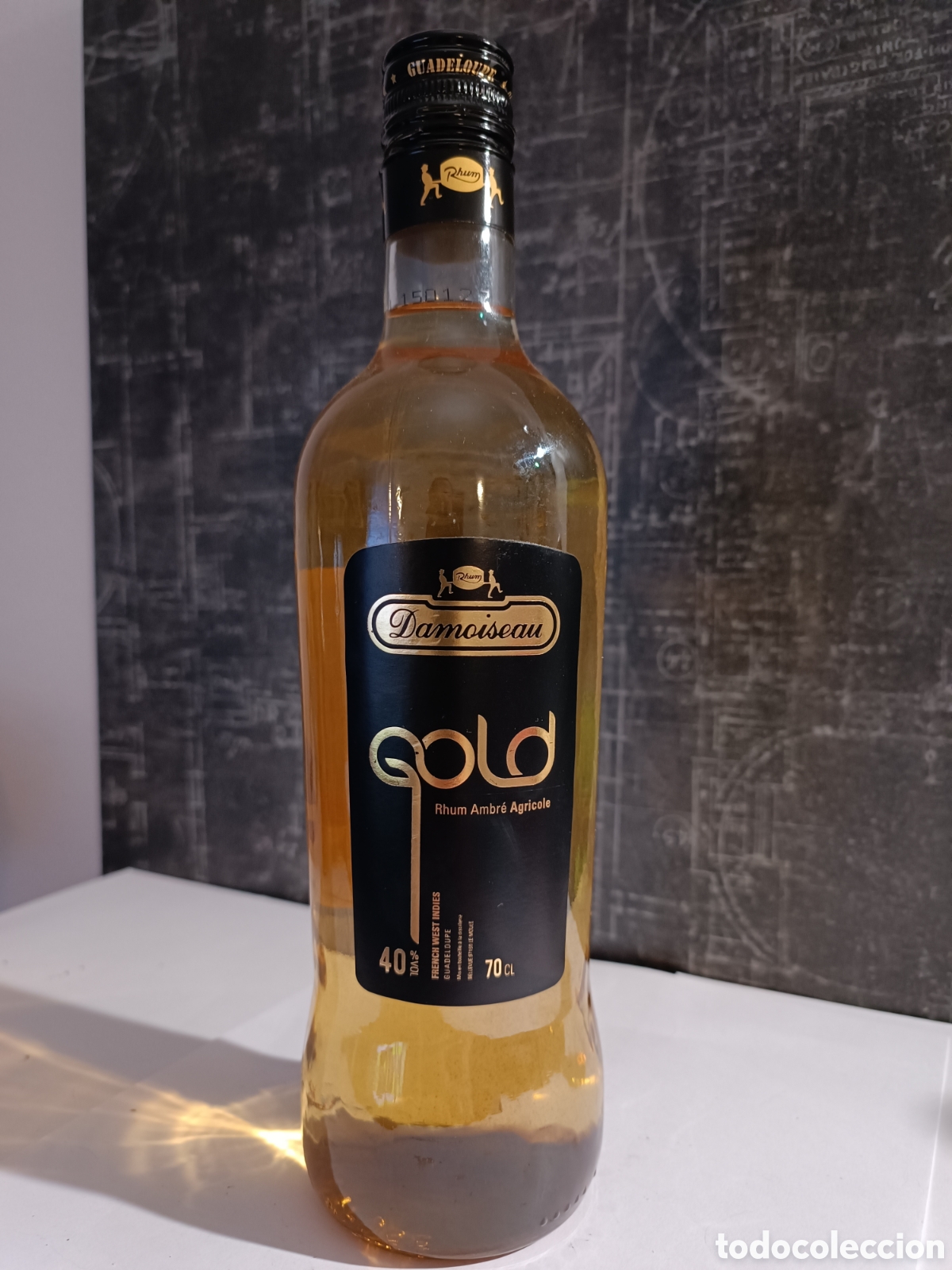 Coleccionismo de vinos y licores: BOTELLA DE RON RHUM &rdquo;DAMOISEAU GOLD&rdquo;, AGRICOLE AMBRE.