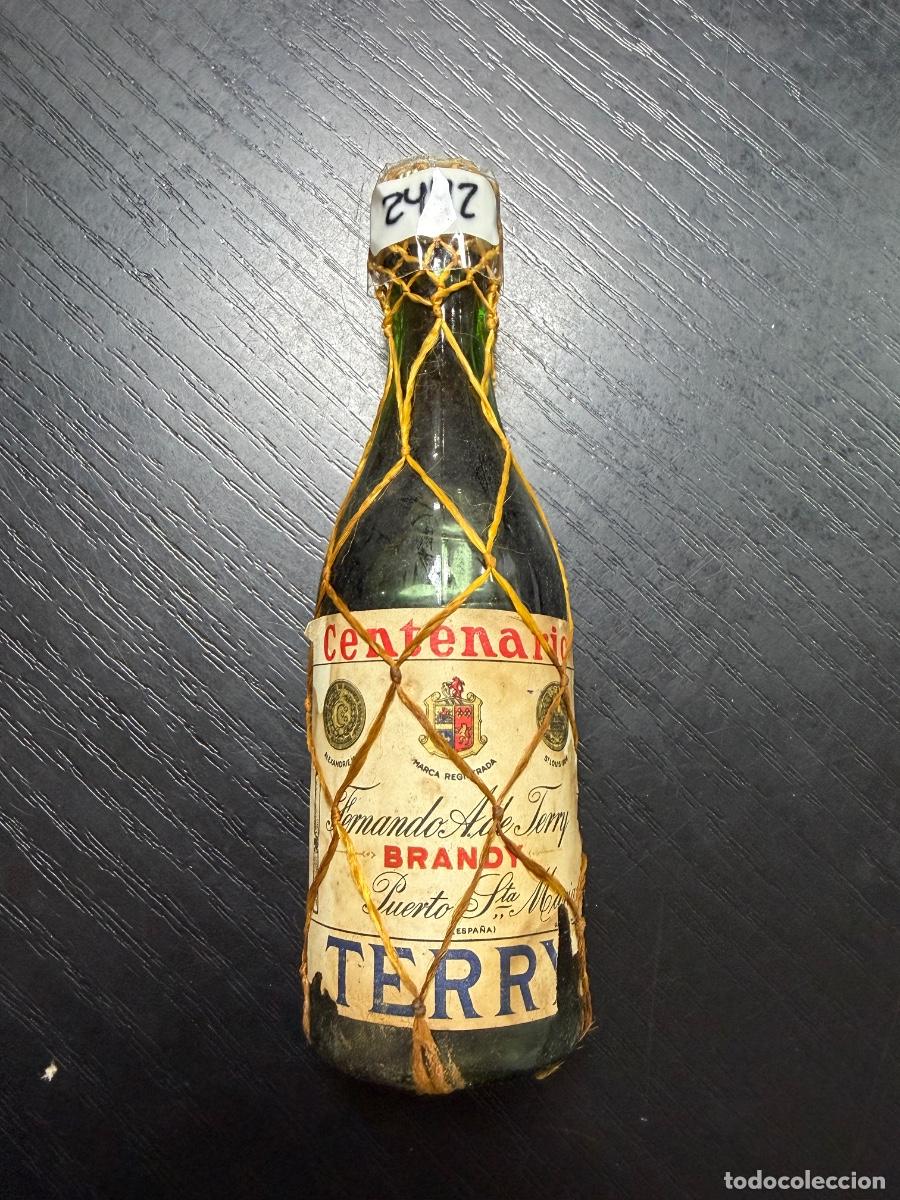 Coleccionismo de vinos y licores: BOTELLIN DE BRANDY &rdquo;CENTENARIO&rdquo;. BODEGAS FERNANDO A. DE TERRY. EL PUERTO DE SANTA M&ordf;, CADIZ.