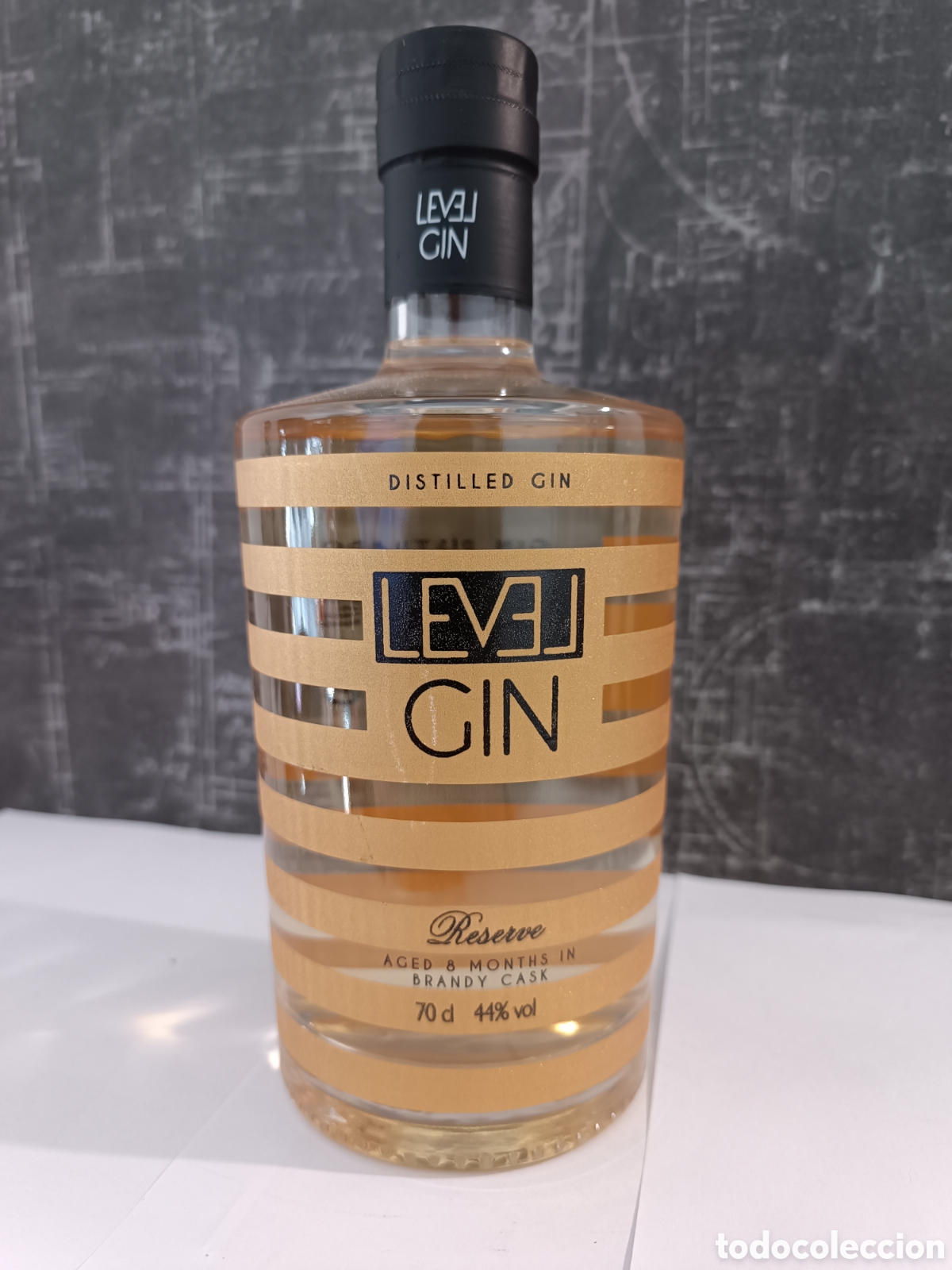 Coleccionismo de vinos y licores: BOTELLA DE GINEBRA ESPA&Ntilde;OLA, &rdquo;LEVEL GIN RESERVE&rdquo;, EDICI&Oacute;N LIMITADA.