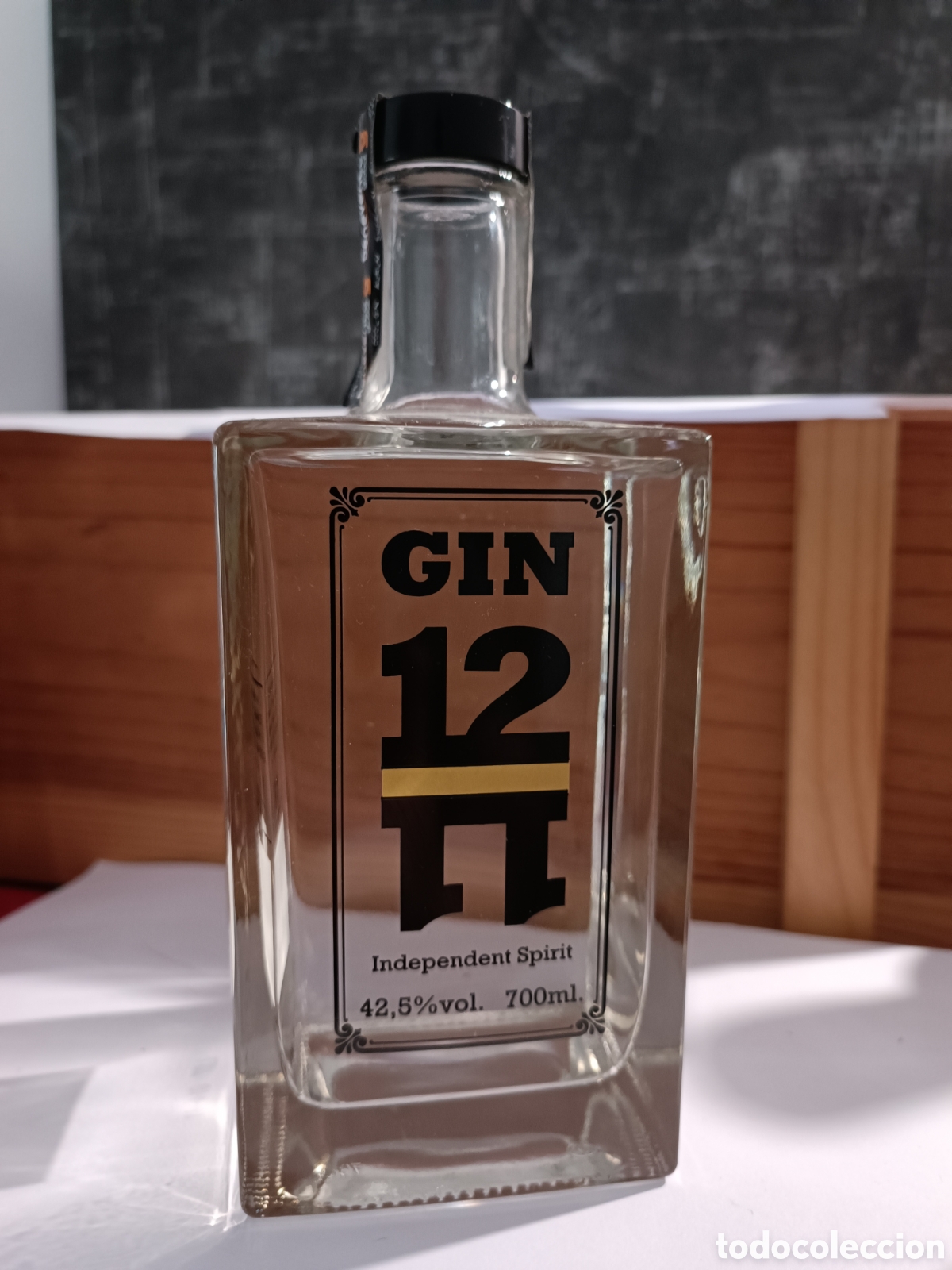 Coleccionismo de vinos y licores: BOTELLA DE GINEBRA ESPA&Ntilde;OLA &rdquo;12/11 INDEPENDENT SPIRIT&rdquo;.