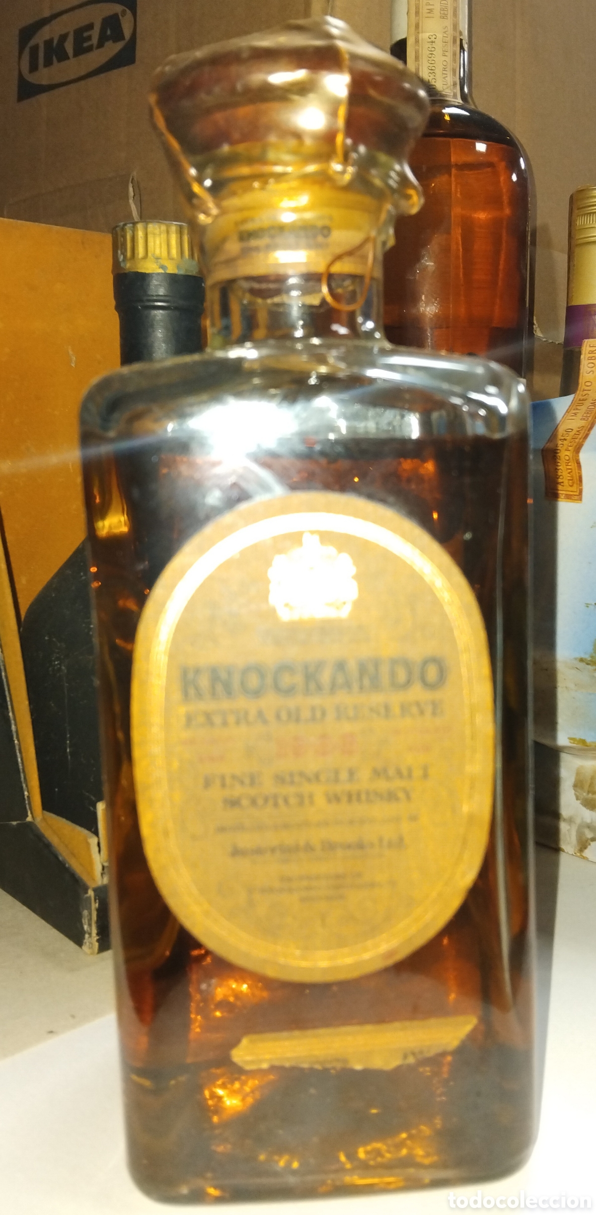 Coleccionismo de vinos y licores: Botella whisky KNOCKANDO Extra Old Reserva