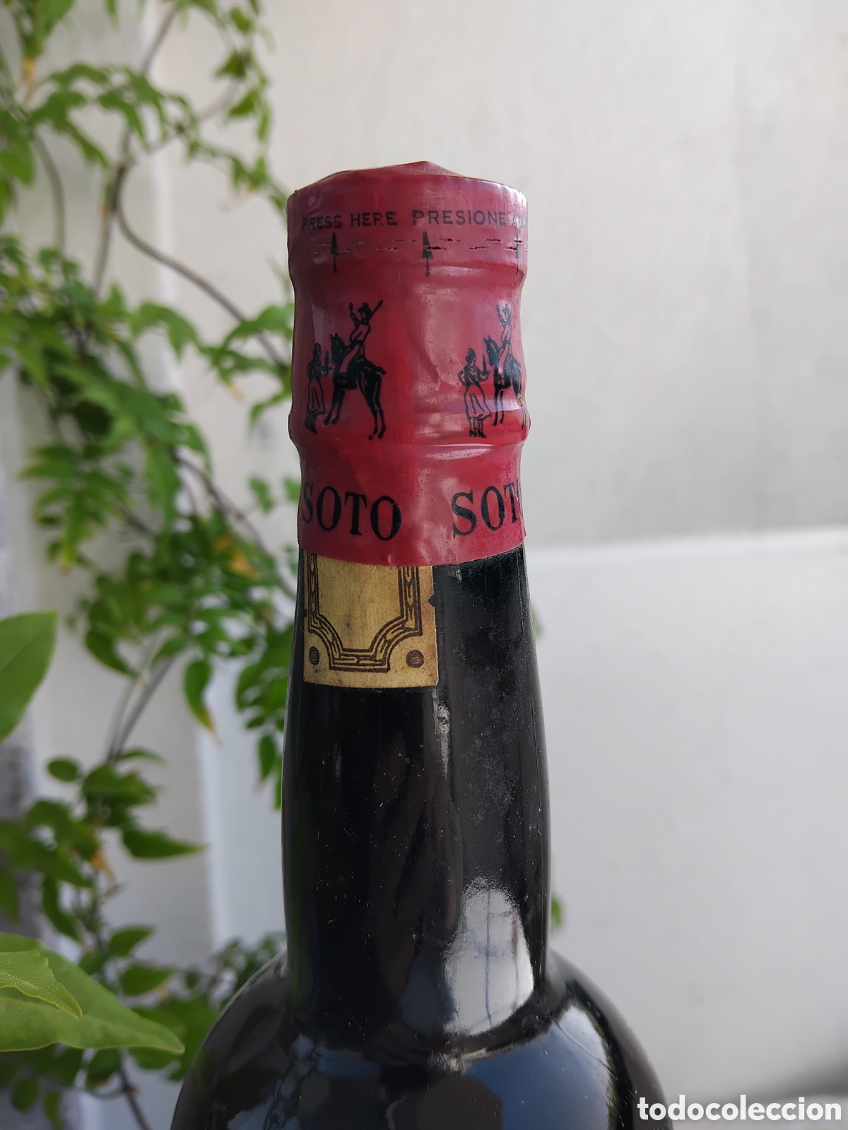 Coleccionismo de vinos y licores: Botella vino oloroso viejo LA ESPUELA, bodegas Jos&eacute; de Soto.