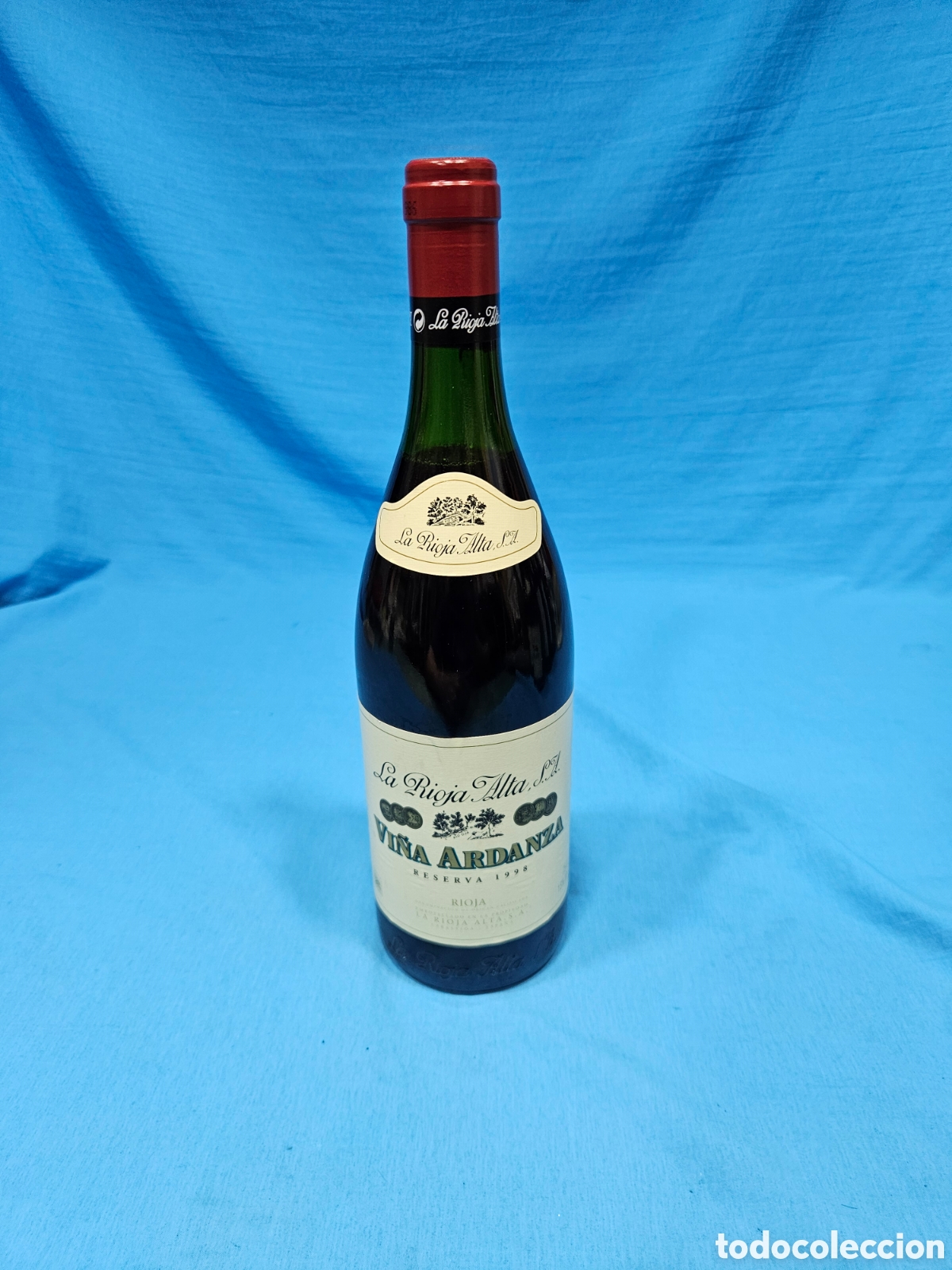 Sammlung von Weinen und Lik&ouml;ren: BOTELLA VINO TINTO. LA RIOJA ALTA. VI&Ntilde;A ARDANZA. RESERVA 1998 RIOJA. 75 CL.