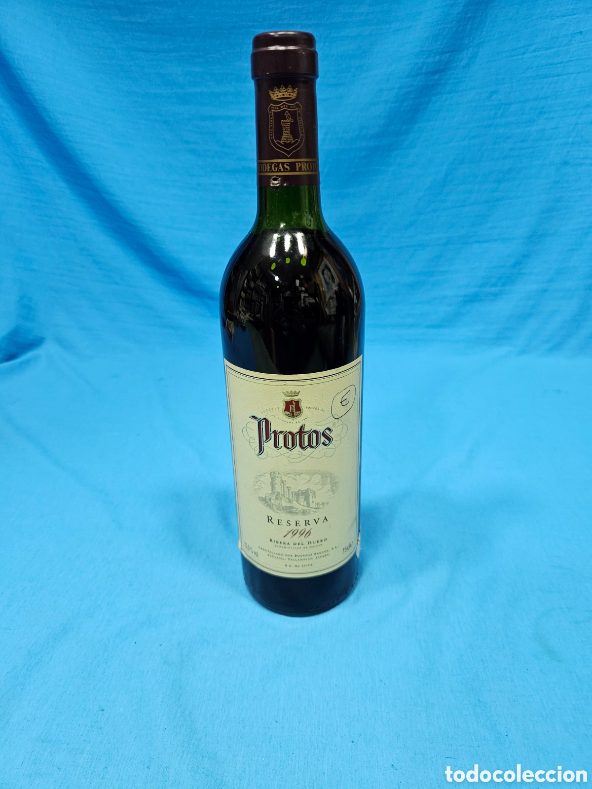 Collection of wines and liquors: BOTELLA VINO TINTO PROTOS. RESERVA 1996. RIBERA DEL DUERO