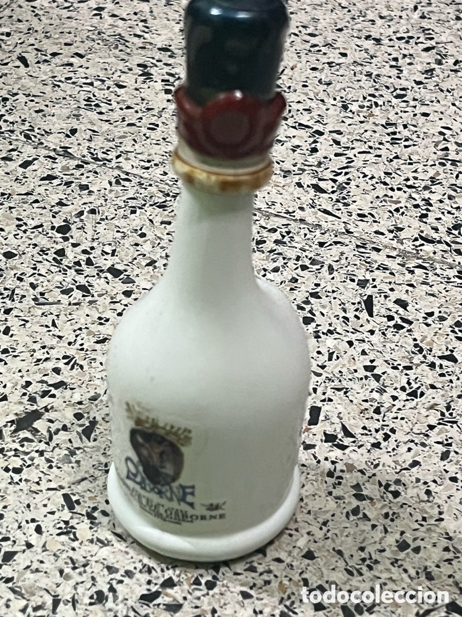 Coleccionismo de vinos y licores: Miniatura Brandy Conde de Osborne Dal&iacute; - Botell&iacute;n Porcelana - LLENO Y PRECINTADO