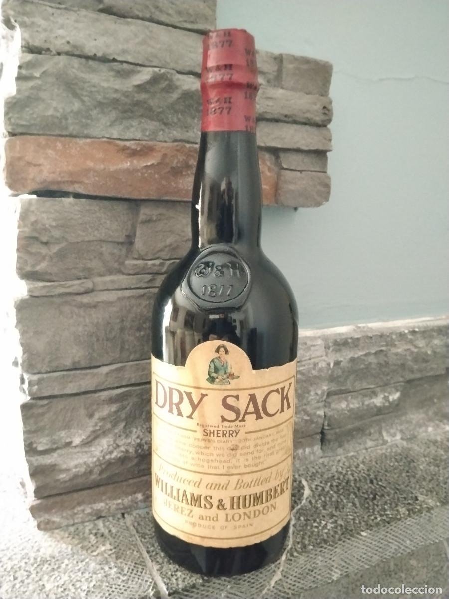 Coleccionismo de vinos y licores: Botella antigua Dry Sack Sherry &ndash; Williams & Humbert &ndash; Jerez &ndash; W&H 1877