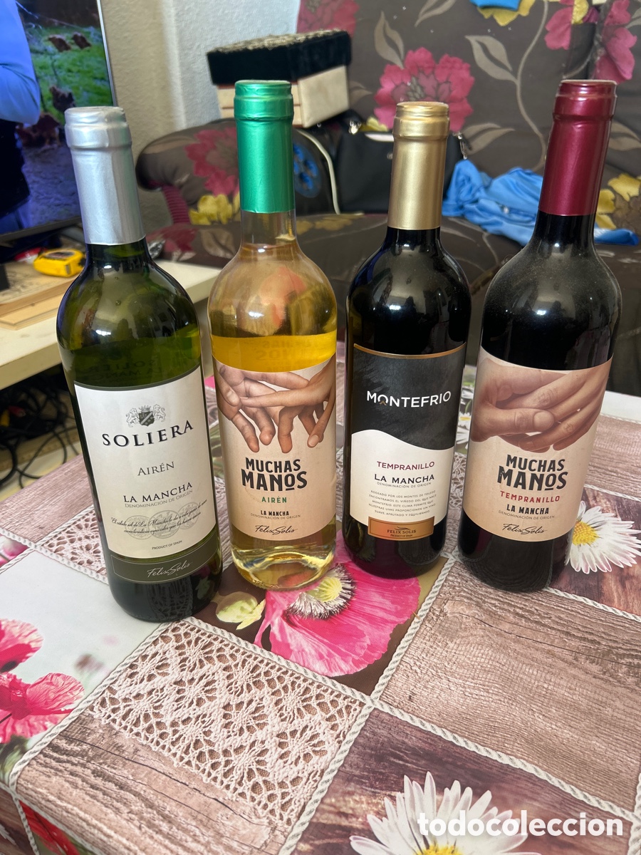 Coleccionismo de vinos y licores: 4 botellas de vino la mancha