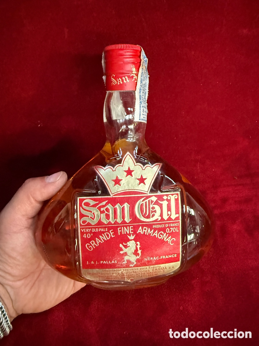 Coleccionismo de vinos y licores: Antigua botella de Armagnac,sin abrir,precinto 8 pts