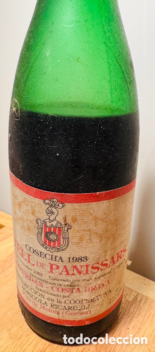 Coleccionismo de vinos y licores: Botella vino castell de panissars cosecha 1983 denominacion ampurdan