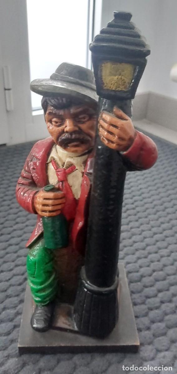 Coleccionismo de vinos y licores: Botella ceramica borracho con farola vintage