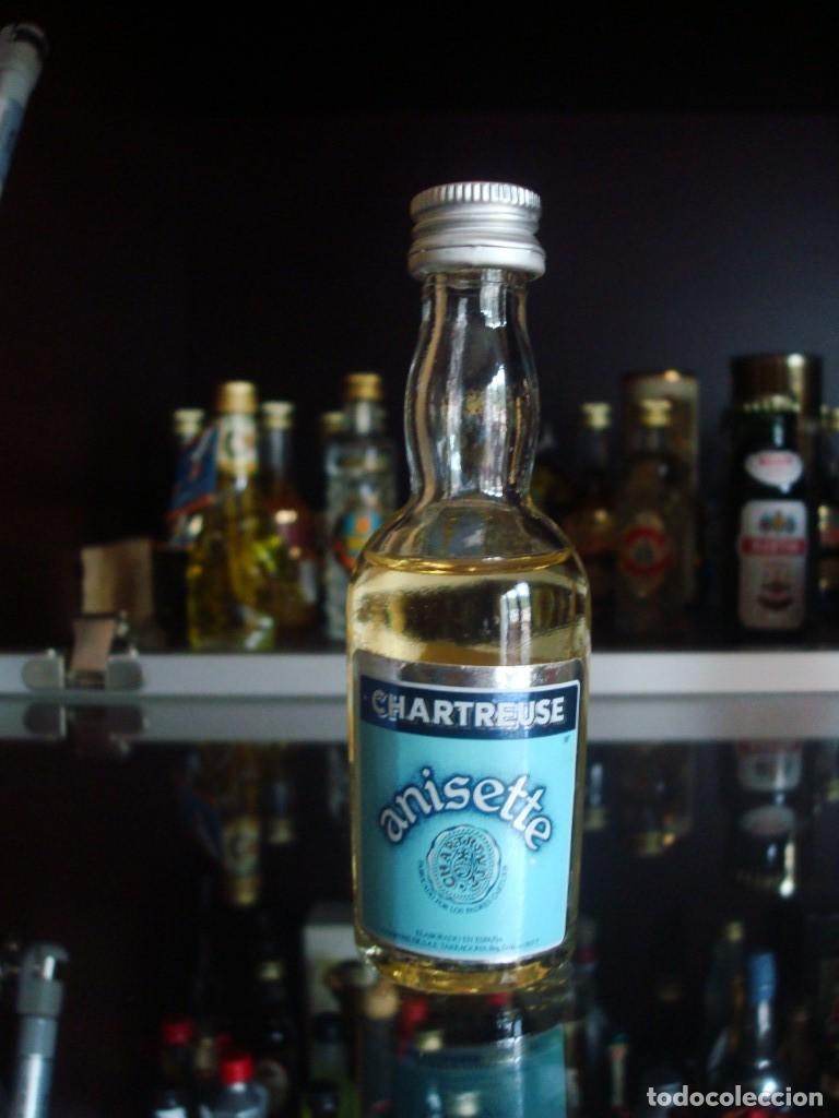 Coleccionismo de vinos y licores: Chartreuse Anisette (Botell&iacute;n) Por abrir