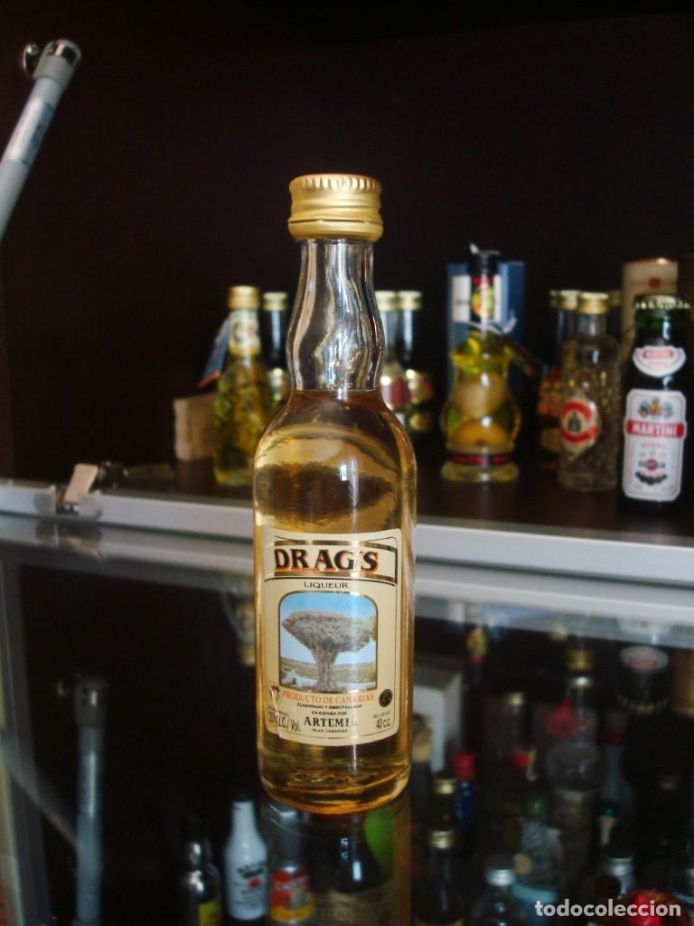 Coleccionismo de vinos y licores: Drag's Liqueur Producto de Canarias Artemi (Botell&iacute;n miniatura) Por abrir