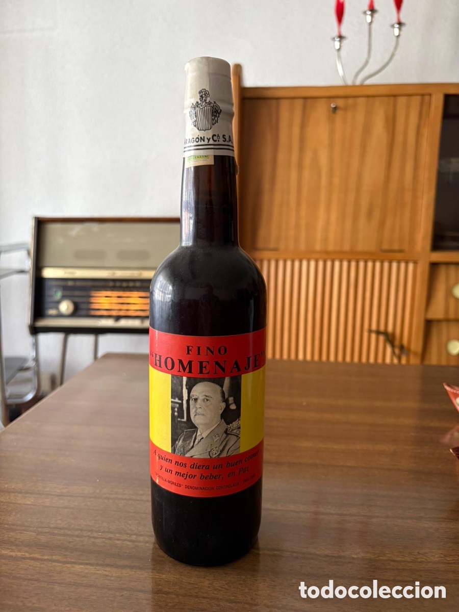 Coleccionismo de vinos y licores: Botella Francisco Franco (precintada-vino)