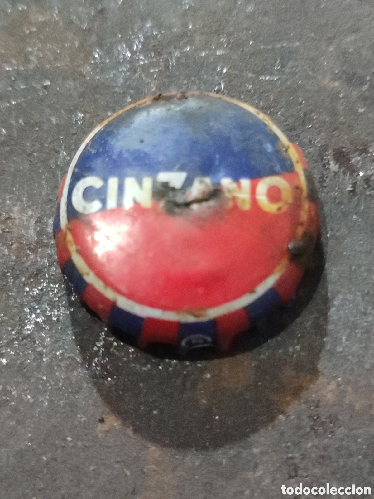 Coleccionismo de vinos y licores: Antigua chapa corona tapa se botellas Cinzano.