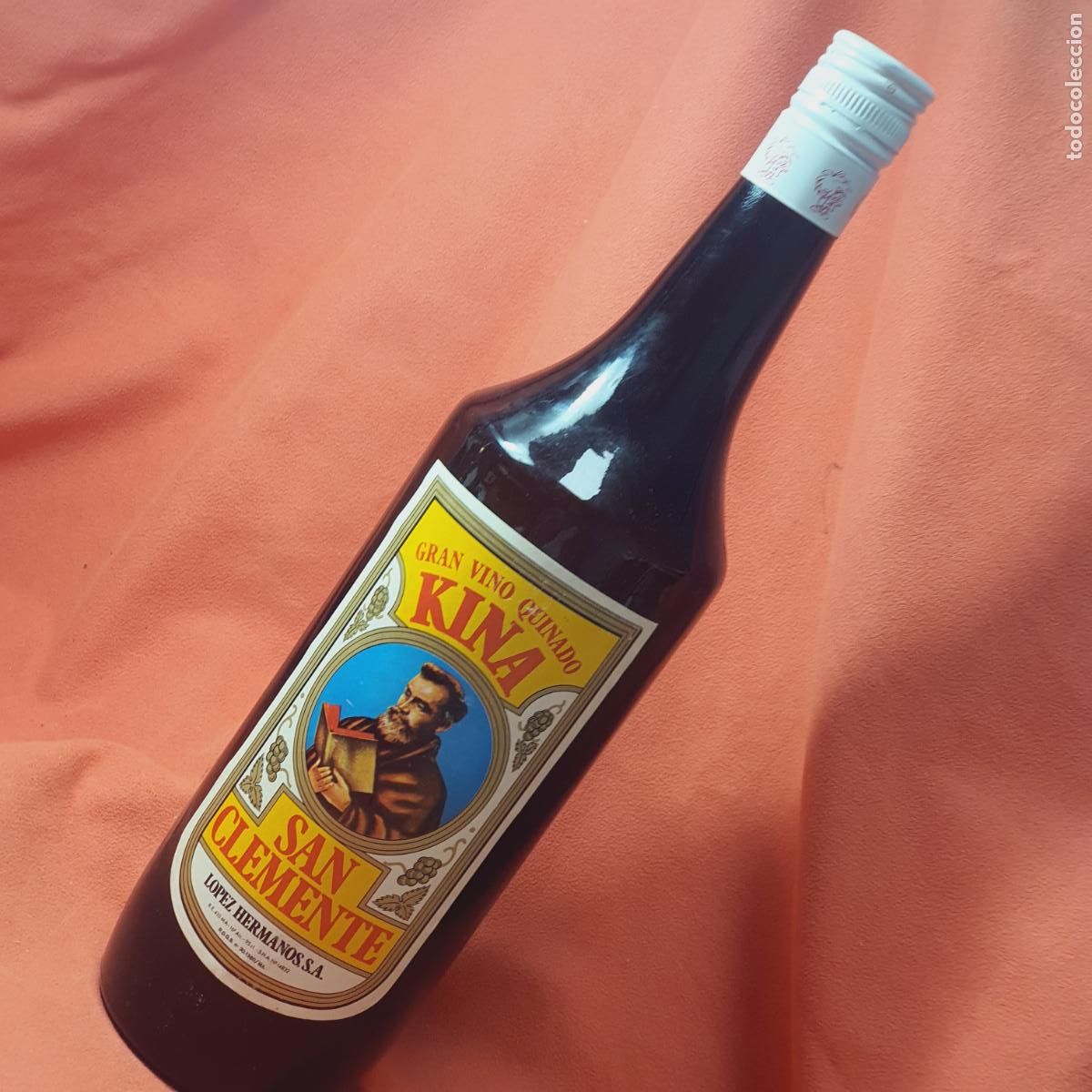 Coleccionismo de vinos y licores: BOTELLA-QUINA SAN CLEMENTE-VINTAGE-TIENE 3/4-ESTA TAP&Oacute;N PEGADO CON L&Iacute;QUIDO-HERM&Eacute;TICA-COLECCIONISTAS.