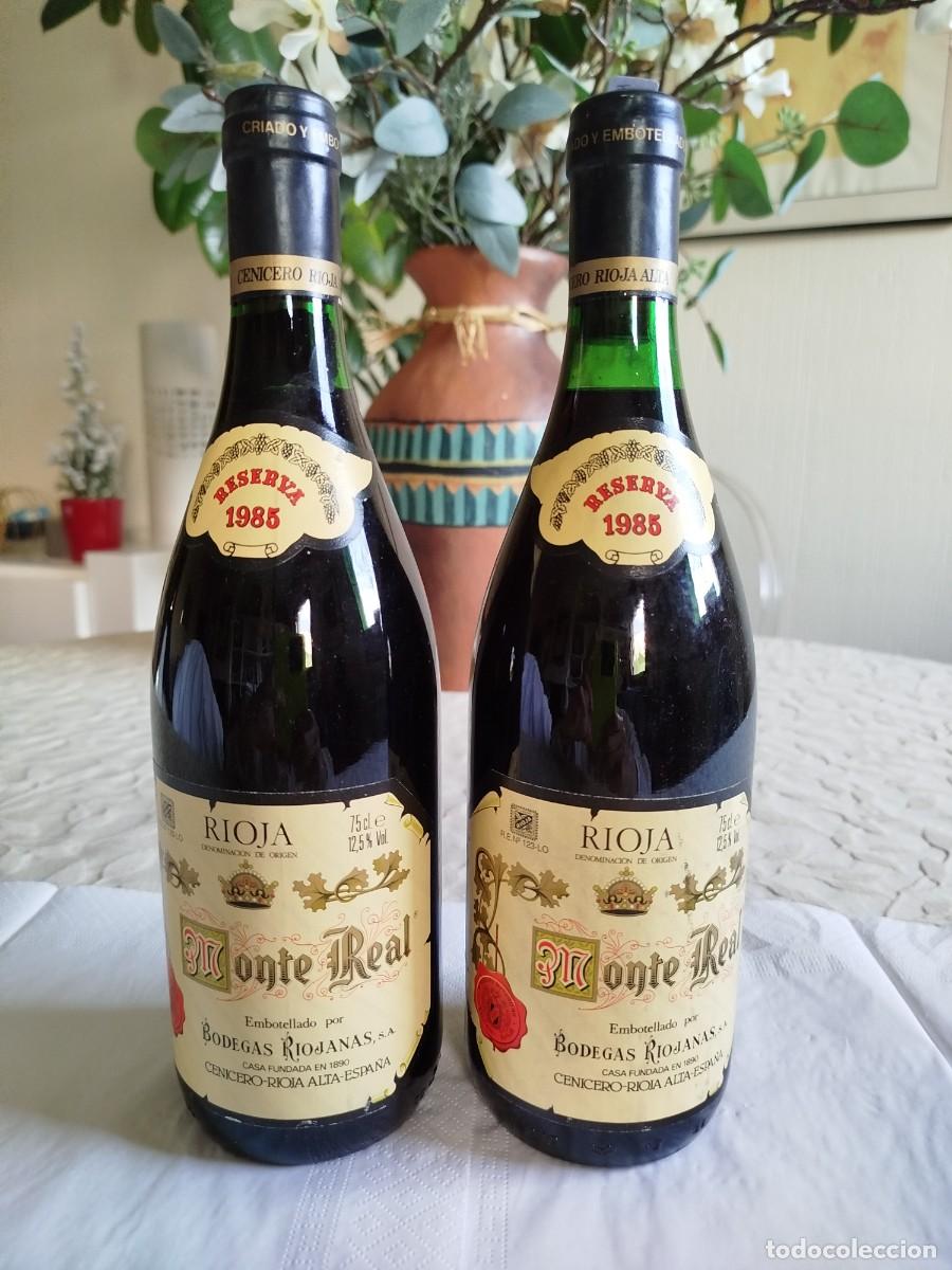Coleccionismo de vinos y licores: Lote 2 botellas Rioja Monte Real Reserva 1985 Bodegas Riojanas