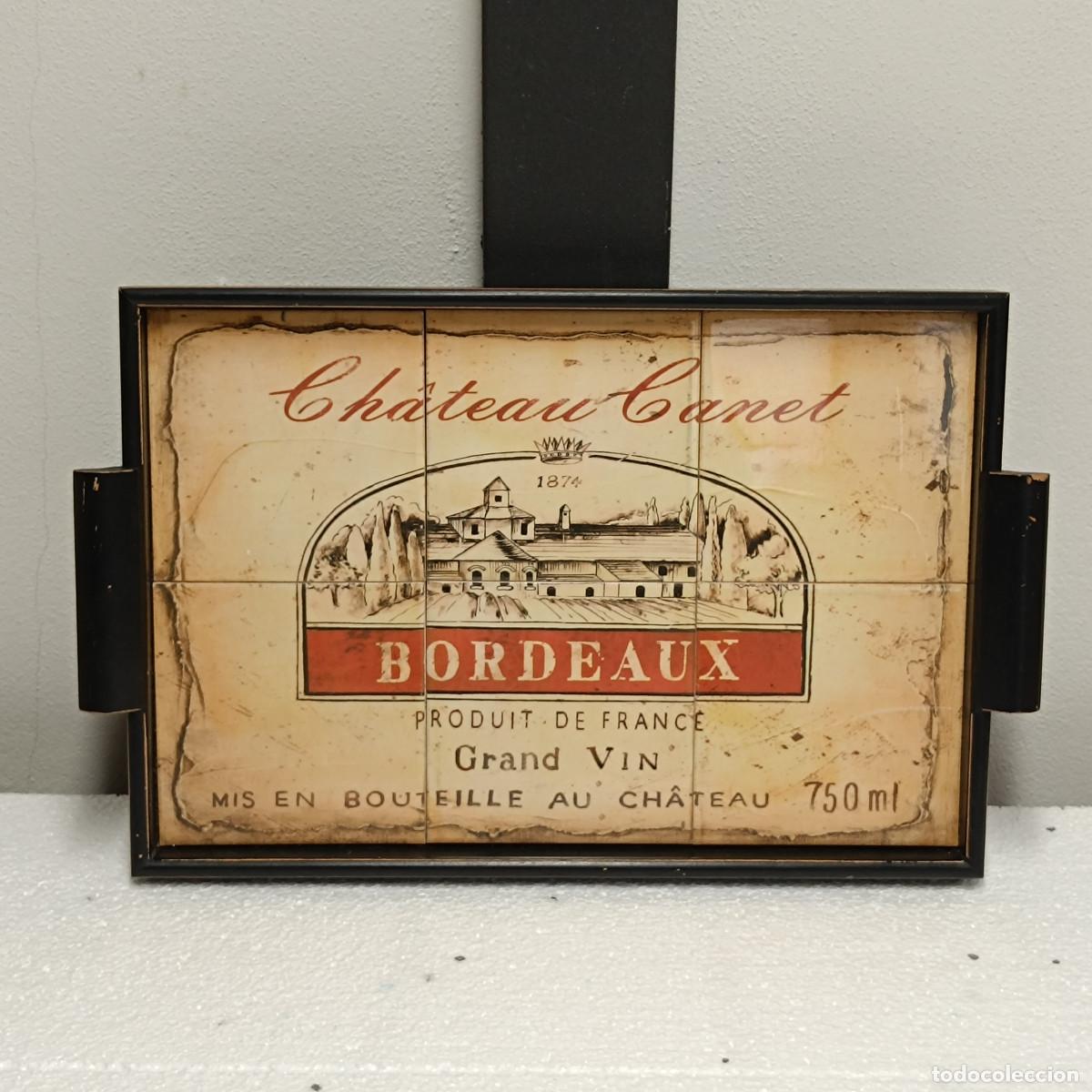 Coleccionismo de vinos y licores: BANDEJA CHATEAU CANET. VINO BORDEAUX. BURDEOS FRANCIA. MADERA Y AZULEJOS. 47CM X 32CM APROX.