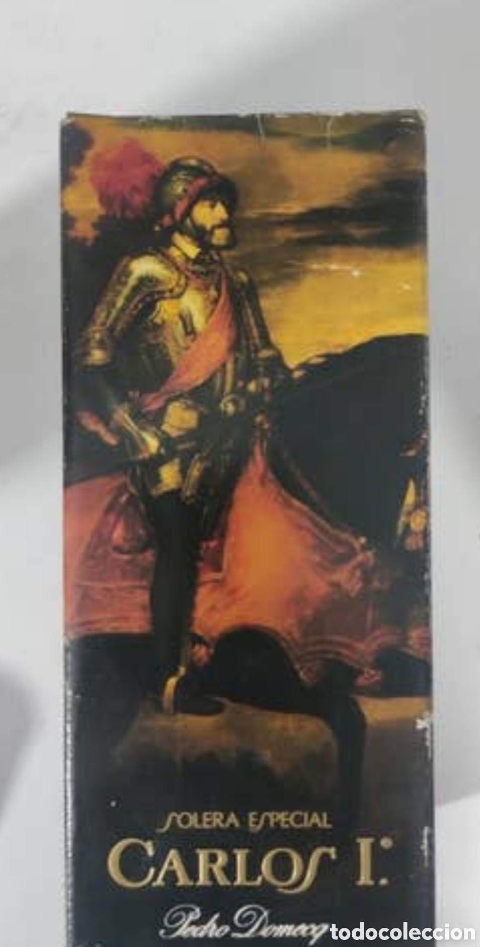 Coleccionismo de vinos y licores: Botella brandy Carlos I en caja original.