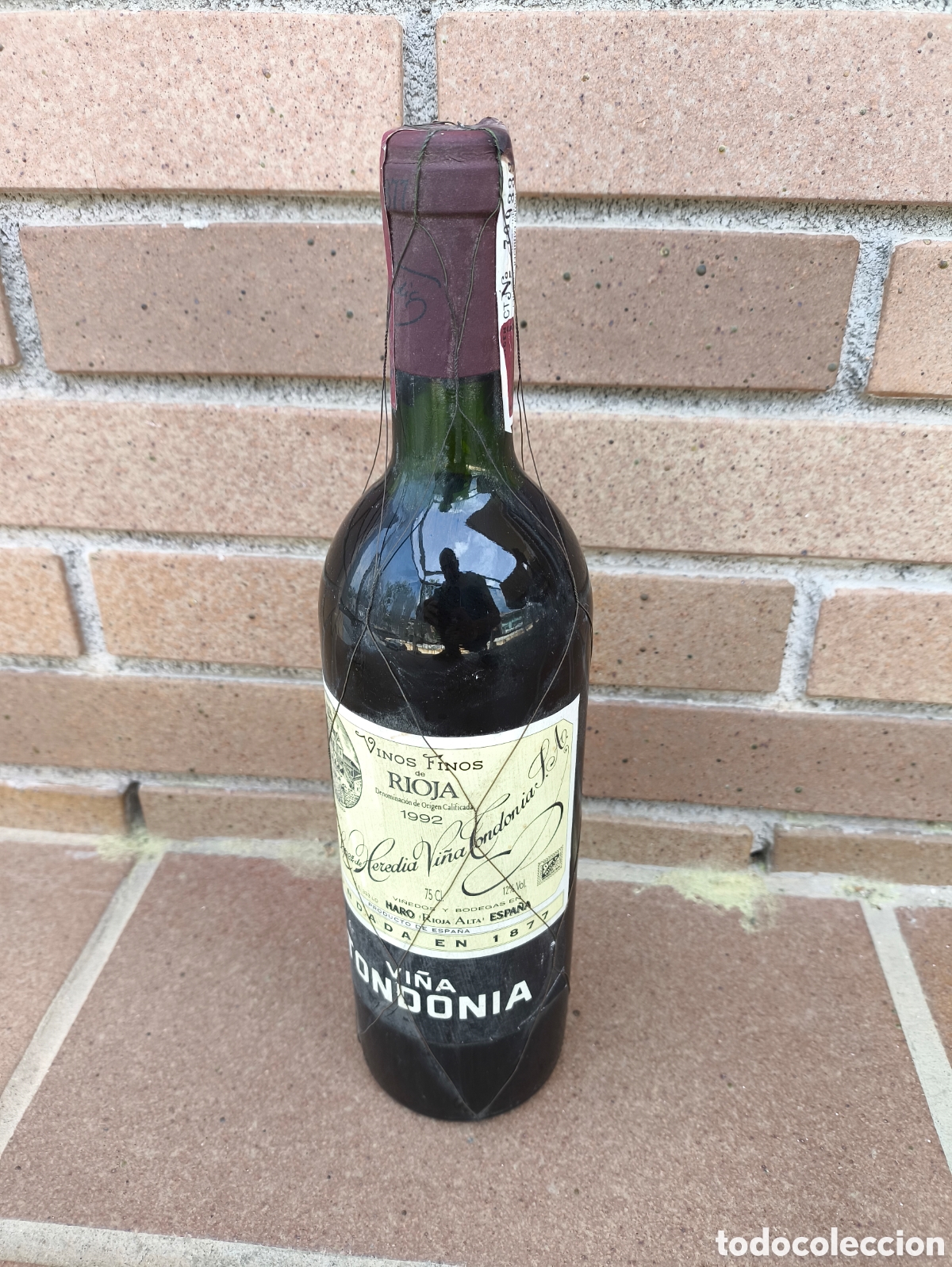 Coleccionismo de vinos y licores: Botella vino vi&ntilde;a tondonia 1992