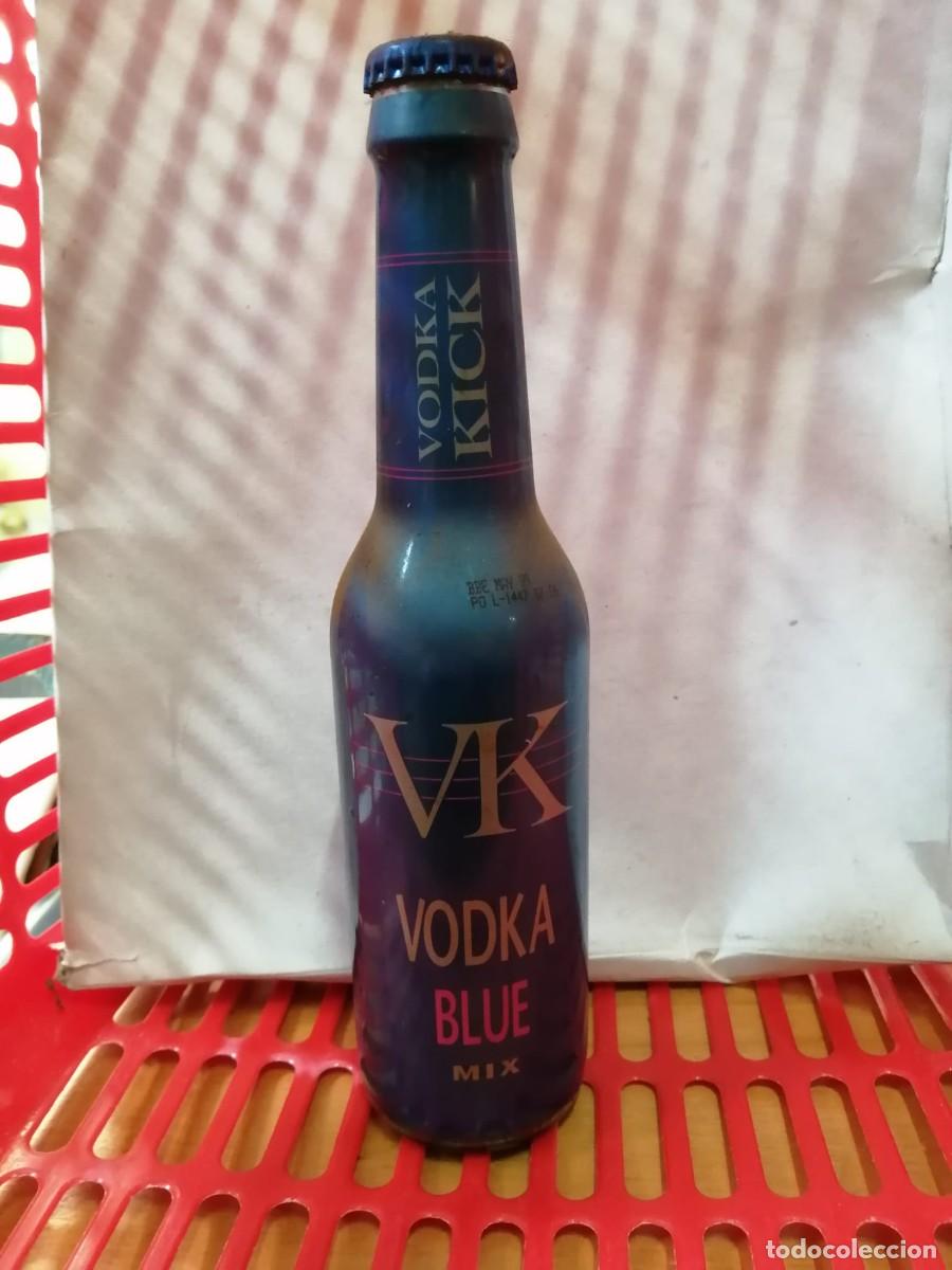 Coleccionismo de vinos y licores: BOTELLA VODKA BLUE VK
