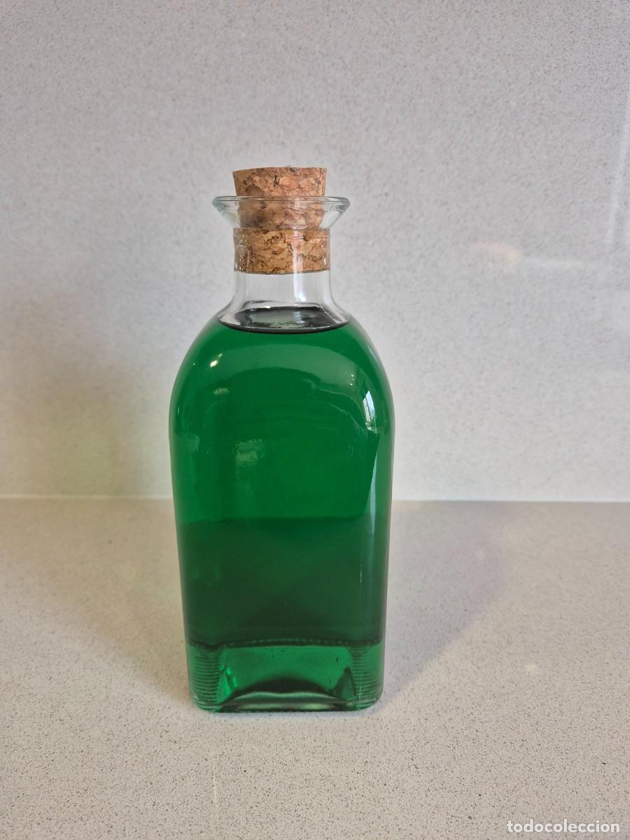 Coleccionismo de vinos y licores: Botella licor de menta casero 70ml