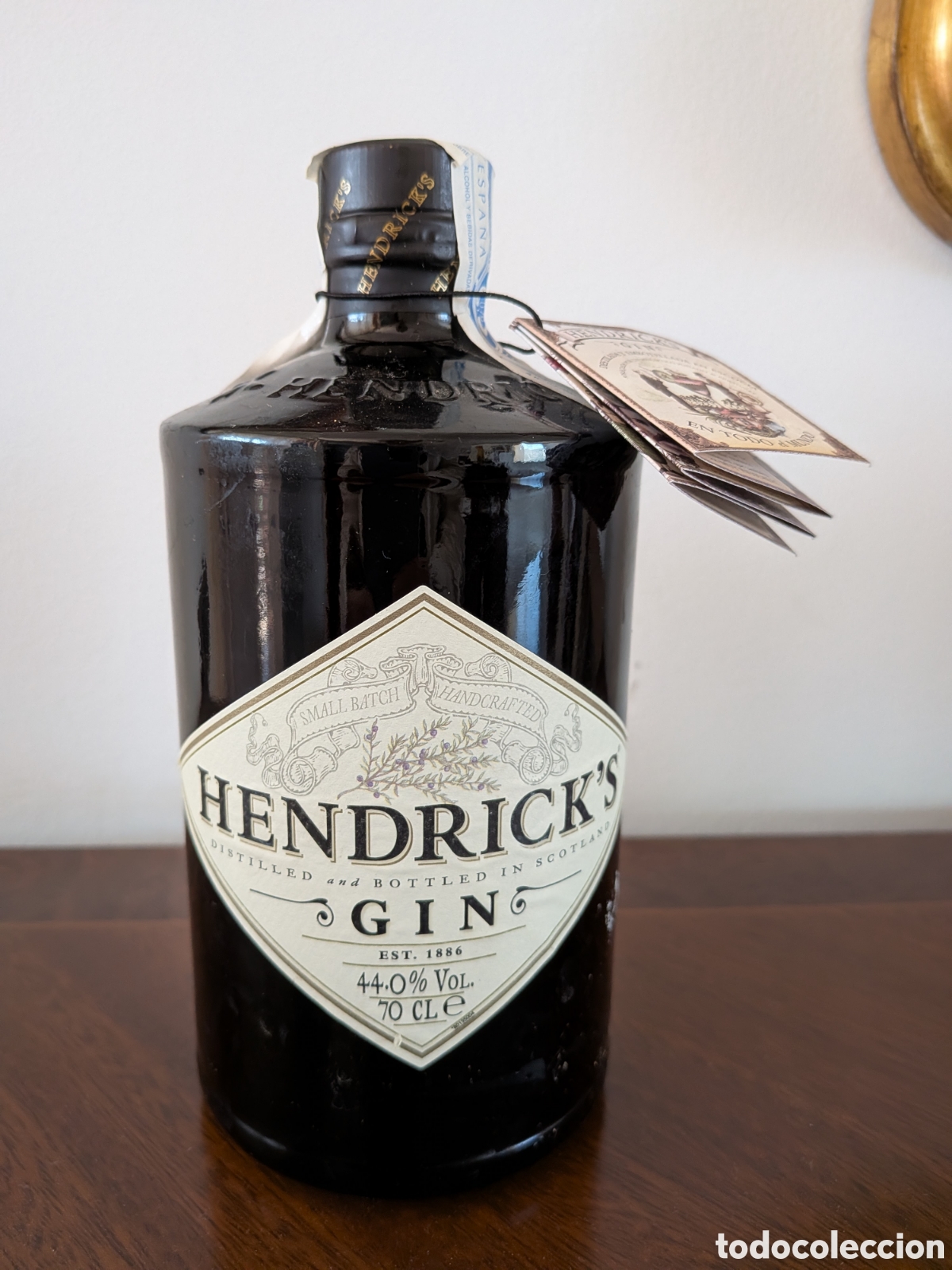 Coleccionismo de vinos y licores: Ginebra Hendricks. Precintada