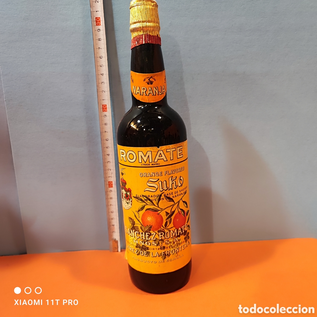 Coleccionismo de vinos y licores: Botella de Romate Orange flavored Suko