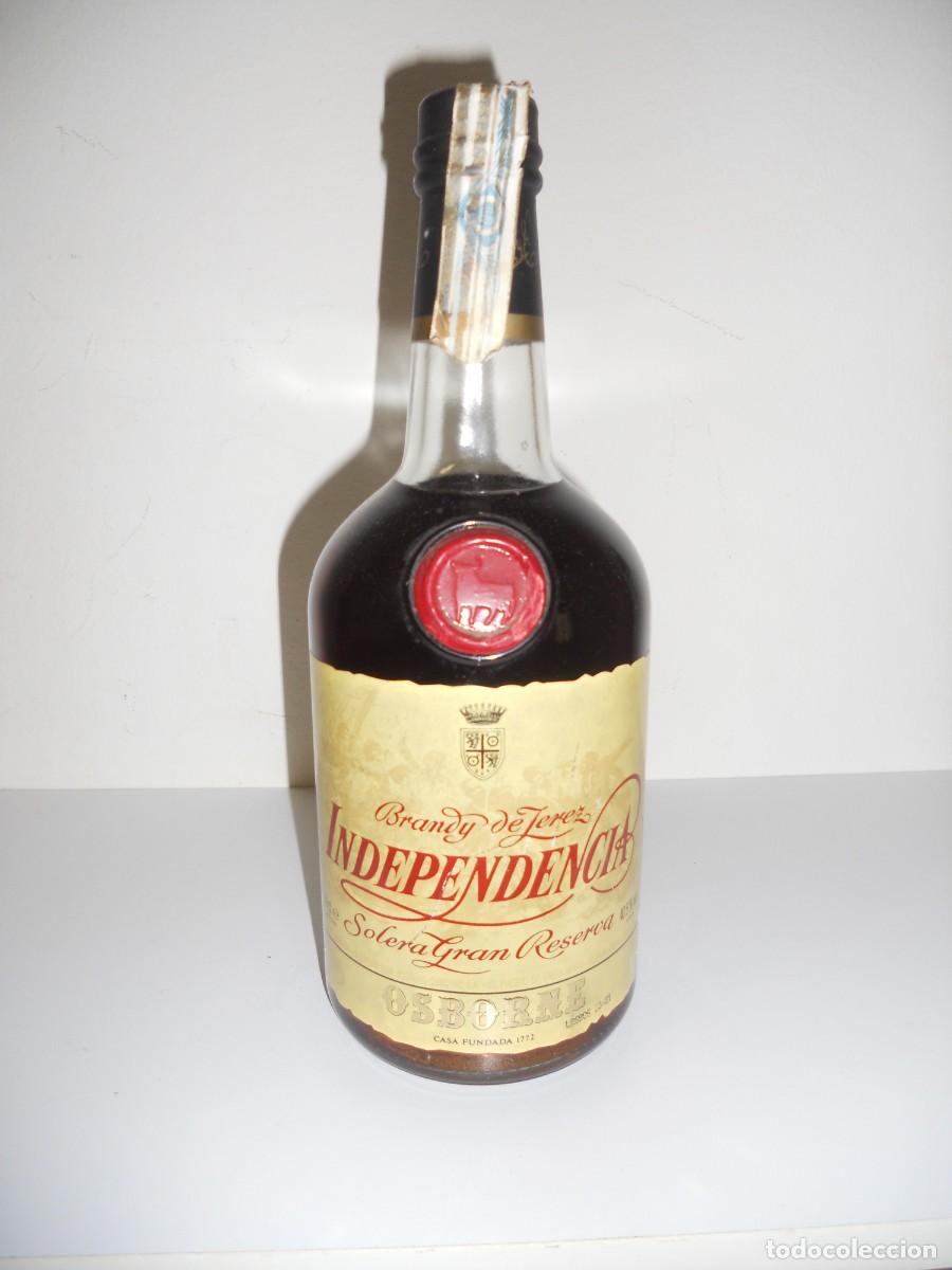 Coleccionismo de vinos y licores: ANTIGUA BOTELLA DE CO&Ntilde;AG OSBORNE,INDEPENDENCIA ,