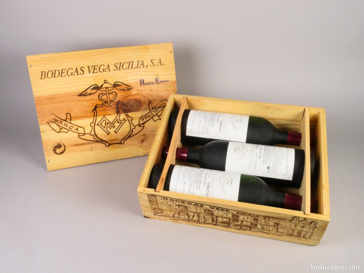 Coleccionismo de vinos y licores: Tres botellas de vino Vega Sicilia Reserva Especial UNICO en caja de madera cosechas 1985 1990 1991
