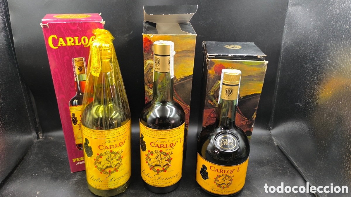 Coleccionismo de vinos y licores: Lote 3 botellas Brandy Carlos I Solera Especial Pedro Domecq a&ntilde;os 70-80 con precintos
