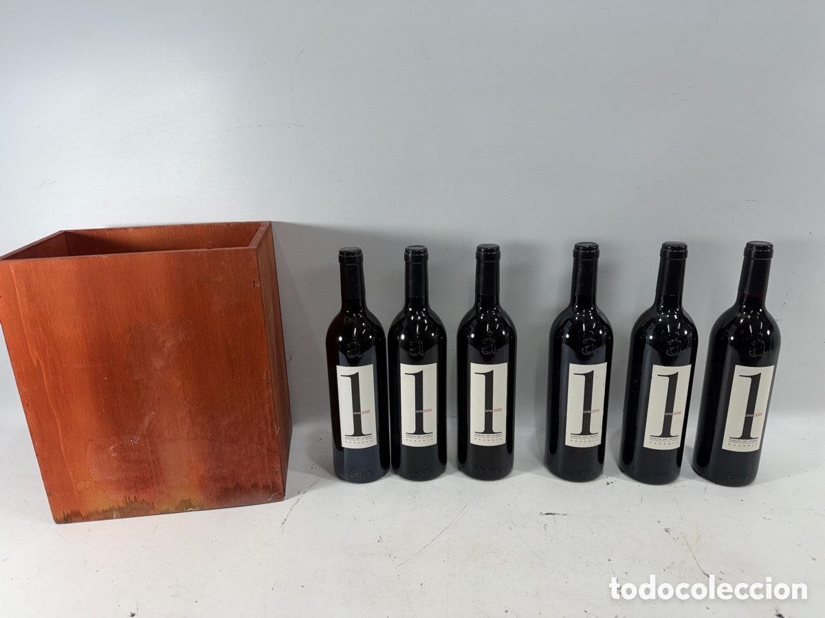 Collezionismo di vini e liquori: Lote 6 botellas vino Ribera del Duero &ldquo;1 One&rdquo; Reserva 2005 y 2006 + caja expositor de madera