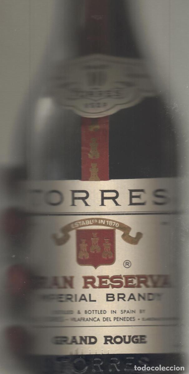 Coleccionismo de vinos y licores: TORRES,brandy,Gran reserva 10a&ntilde;os.Finales de los a&ntilde;os 70.Sin consumir tiene + de 45 a&ntilde;os